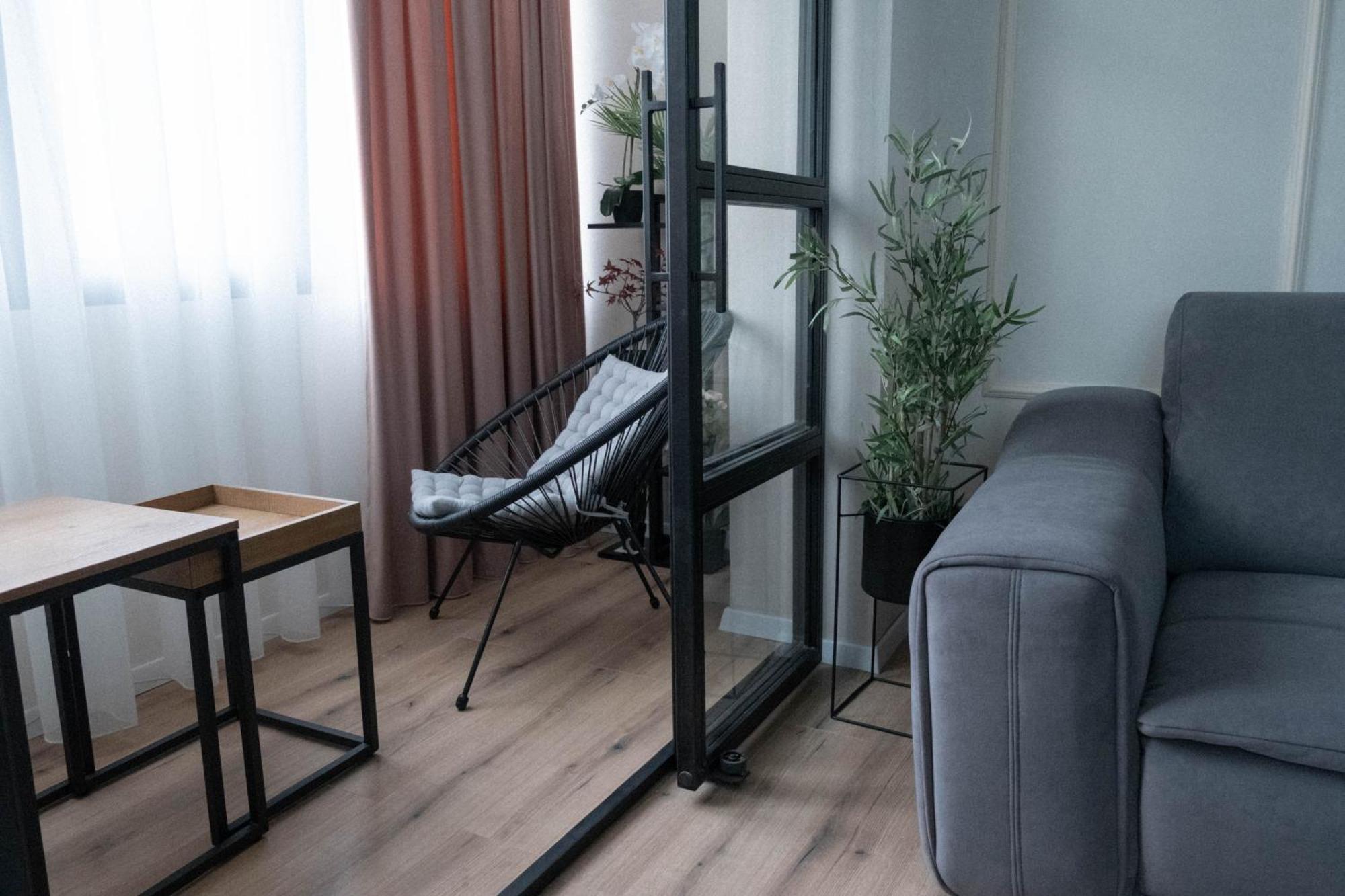 Cosy 2 Rooms Apartment In The Center Of The City Boekarest Buitenkant foto