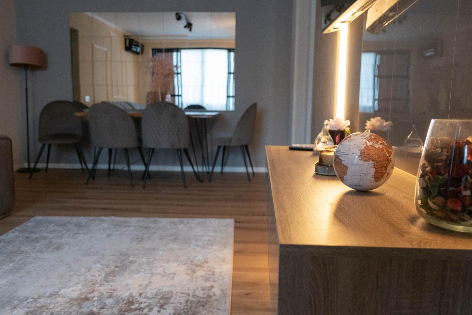 Cosy 2 Rooms Apartment In The Center Of The City Boekarest Buitenkant foto